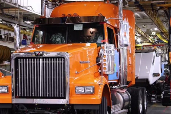 イノベーションを推進する Daimler Trucks 社