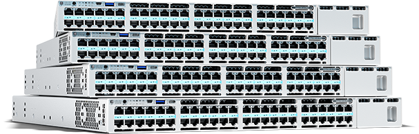 堆叠的 Cisco Catalyst 9000 交换机