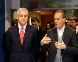 Formigoni vistia laboratori CiscoPhotonics con Bevilacqua
