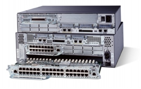 �} 2 EtherSwitch ���W���[���𓋍ڂ��� Cisco 3725 ����� 3745 �V���[�Y �v���b�g�t�H�[��