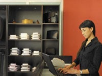 Catch 'Em and Keep 'Em: Revitalizing the Store in a Cross-Channel World