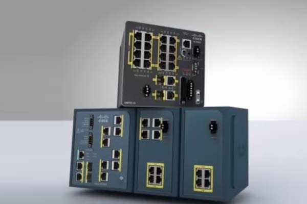 Cisco 2 X Cisco Industrial Ethernet 3000 Series Switch IE-3000 