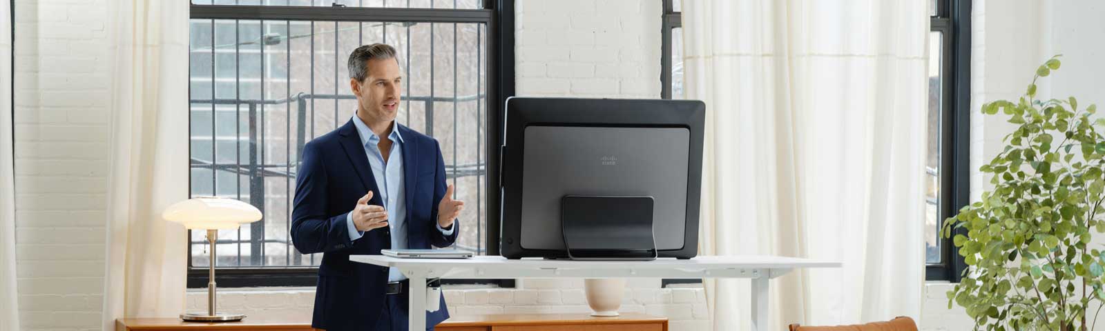 Cisco Collaboration Endpoints for Conferences and Meetings - Cisco