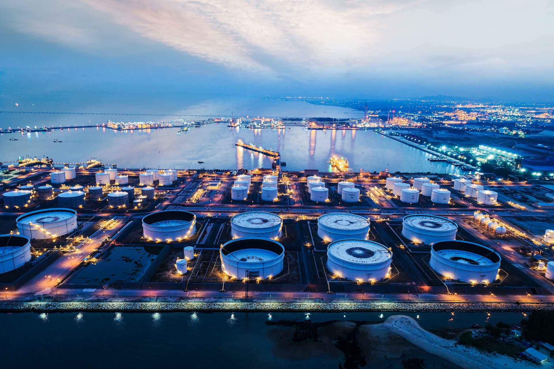 Oil and gas environments needs wireless that is reliable with access points with the appropriate certifications for HazLoc operations.