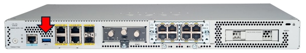 C8200 uCPE USB Port