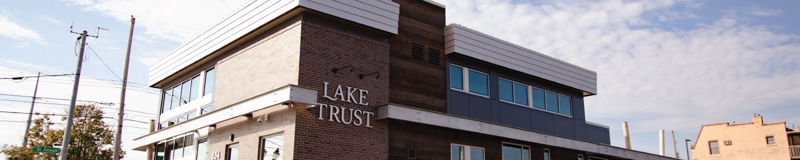 Exterior of Lake Trust Credit Union building