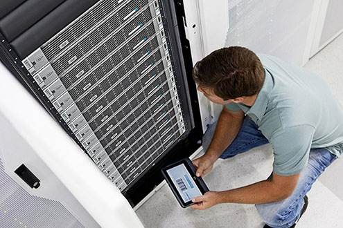 Choose a hyperconverged infrastructure that outperforms the rest.