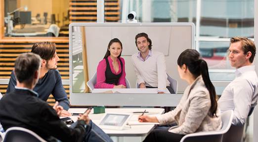 図 2 フロア スタンドに取り付けた Cisco TelePresence MX300 G2