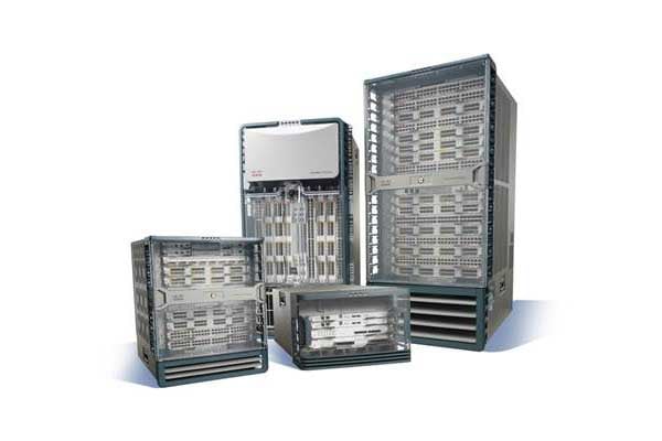 Cisco Nexus 7000 シリーズ 4 スロット スイッチ - Cisco