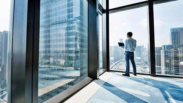 Accelerating multipartner co-selling with new  buying centers