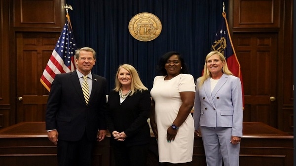 Kim Force receiving the 2023 Karen N. Sibley Award