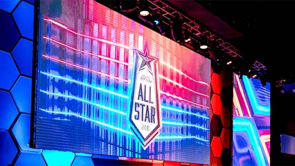 Logo « All Star » en lumières fluorescentes