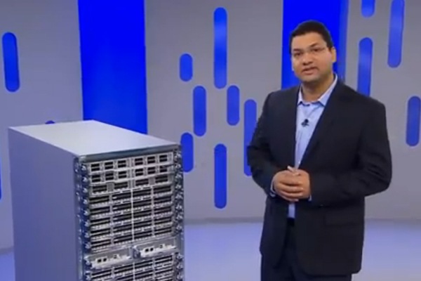 Cisco Nexus 7700 18 スロット スイッチ - Cisco