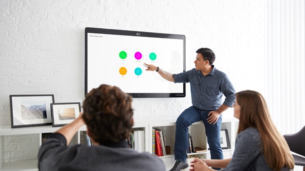 Digital whiteboarding with Cisco Webex Board