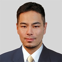 堀田 賢人