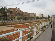http://upload.wikimedia.org/wikipedia/en/thumb/4/41/ByblosStreet.jpg/180px-ByblosStreet.jpg